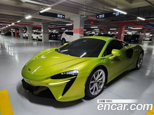 맥라렌 아투라 3.0 купе, 2023 6