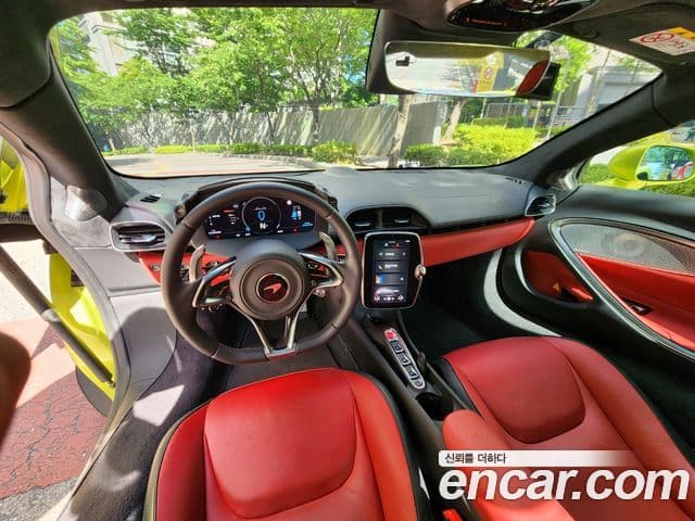 맥라렌 아투라 3.0 купе, 2023 12