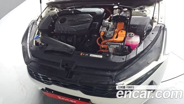 Kia K5 гибрид 3세대 Prestige, 2023 6