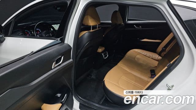 Kia K5 гибрид 3세대 Prestige, 2023 12