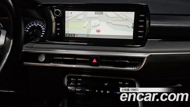 Kia K5 гибрид 3세대 Prestige, 2023 14