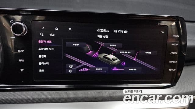 Kia K5 гибрид 3세대 Prestige, 2023 16