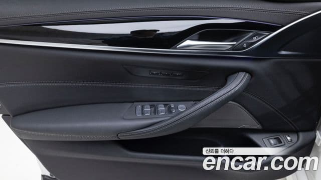 BMW 5시리즈 (G30) 530e M Sport, 2022 12