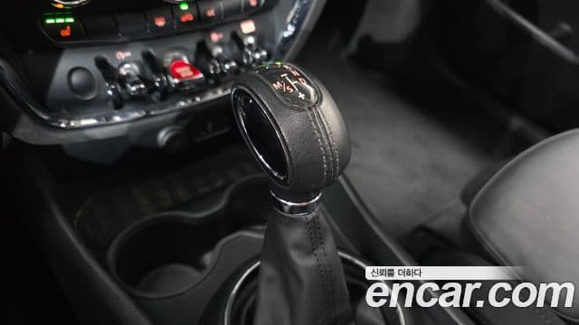 Mini Cooper 클럽맨 2세대, 2019 9