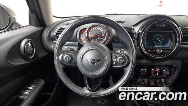 Mini Cooper 클럽맨 2세대, 2019 13
