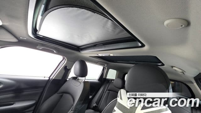 Mini Cooper 클럽맨 2세대, 2019 17