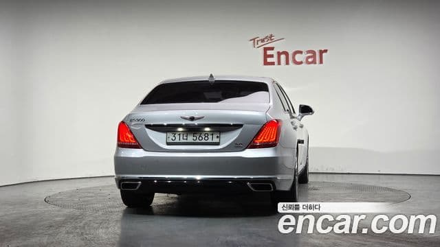 Genesis EQ900 Prestige, 2018 4