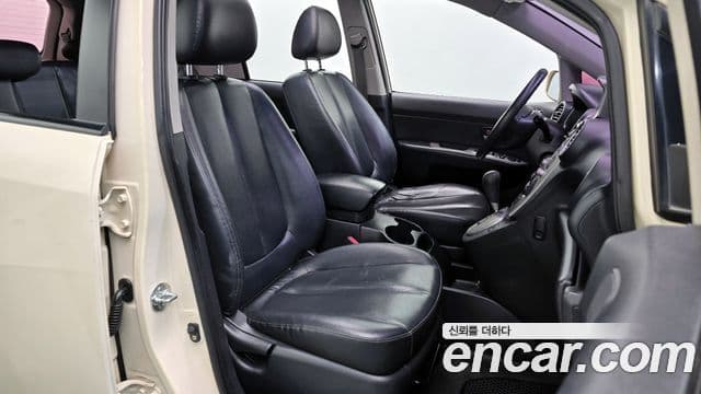 Kia 뉴카렌스 топовая версия, 2009 6