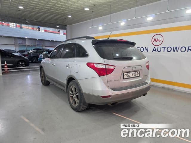 Hyundai Veracruz, 2012 3