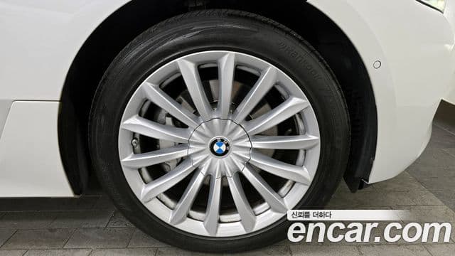 BMW 6시리즈 GT (G32) Luxury, 2022 все фото