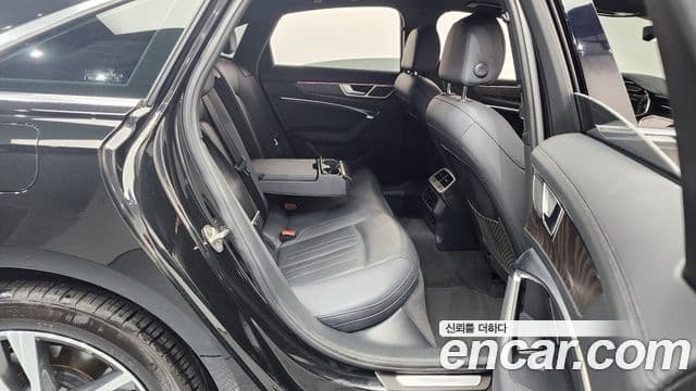 Audi A6 (C8) Premium, 2023 12