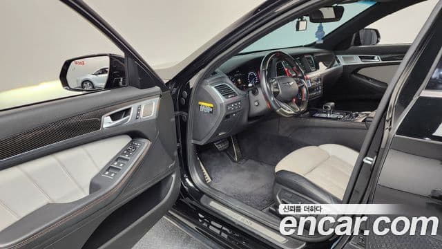 Genesis G80 Sport, 2017 10