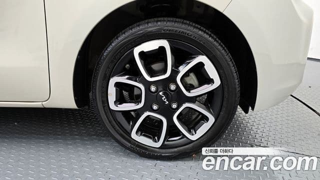 Kia The / новый New Ray Signature, 2022 все фото