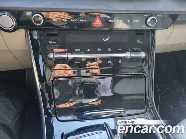 Kia Carnival 4세대 Signature, 2022 16