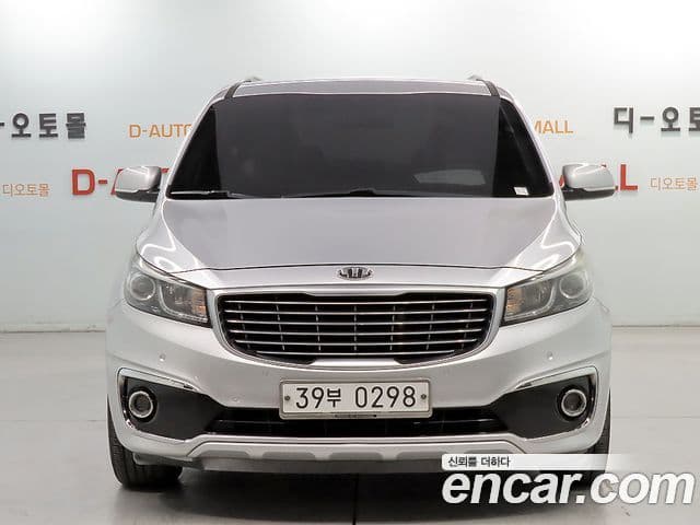 Kia All New Carnival Prestige, 2015 3