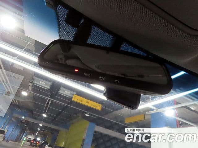 Kia All New Carnival Prestige, 2015 16