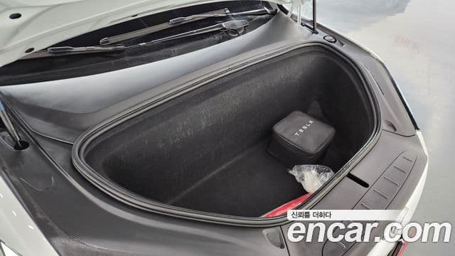 Tesla модель X Long Range, 2019 6