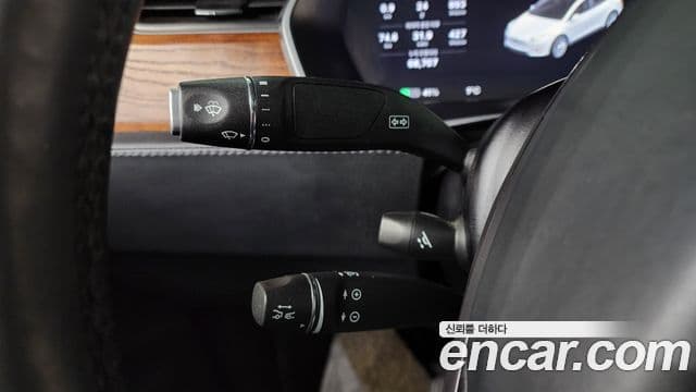 Tesla модель X Long Range, 2019 14