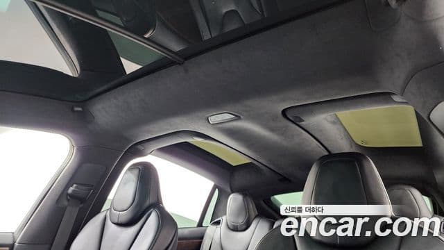 Tesla модель X Long Range, 2019 18