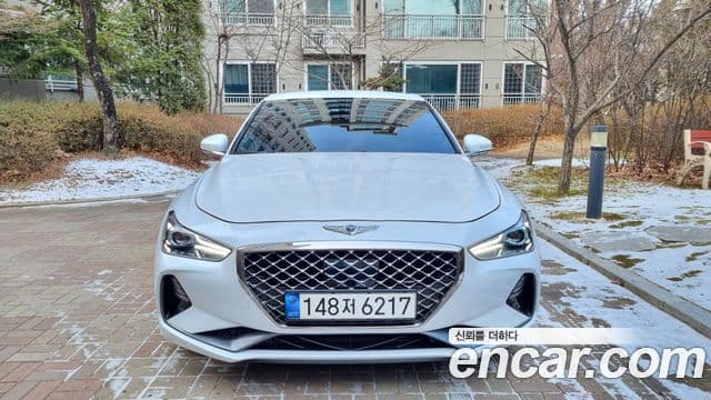 Genesis G70 Elite, 2020 3