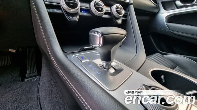Genesis G70 Elite, 2020 9