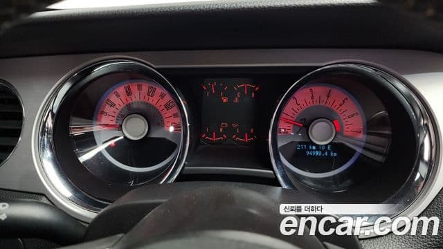 Ford Mustang купе, 2010 8