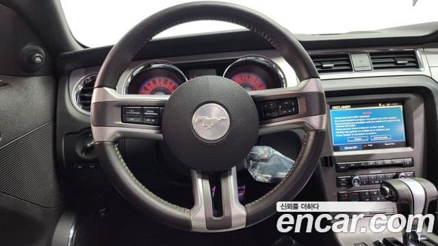 Ford Mustang купе, 2010 13