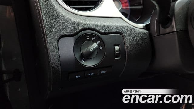 Ford Mustang купе, 2010 14