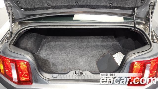 Ford Mustang купе, 2010 20