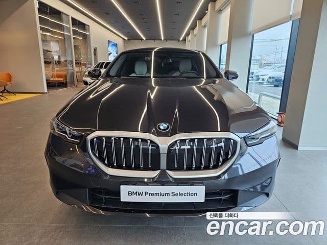 BMW 5시리즈 (G60), 2025 2