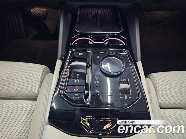 BMW 5시리즈 (G60), 2025 10