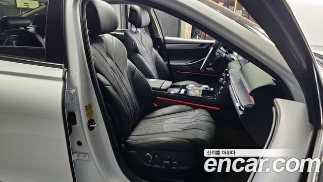 Genesis G80 (RG3) бензин 3.5 турбо AWD, 2026 12