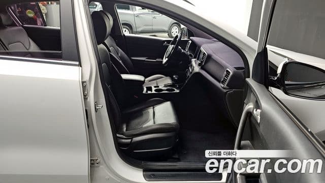 Kia Sportage 4세대 дизель 2.0 4WD Trendy, 2018 10