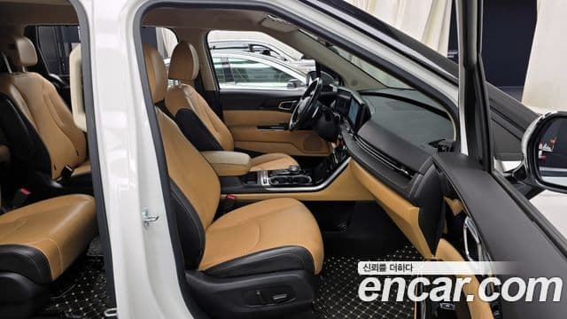 Kia Carnival 4세대 Signature, 2023 11
