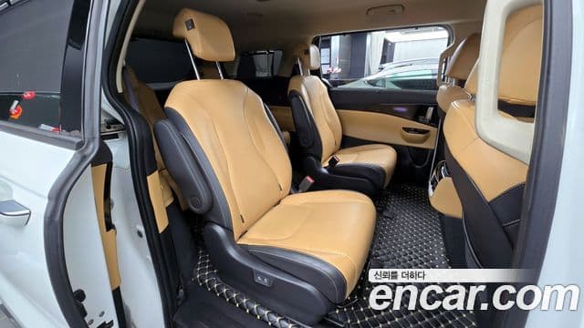 Kia Carnival 4세대 Signature, 2023 12