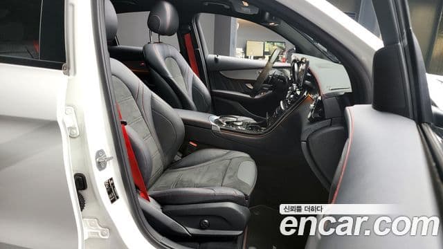 Mercedes-Benz GLC-класс X253 AMG GLC43 4MATIC купе, 2019 11