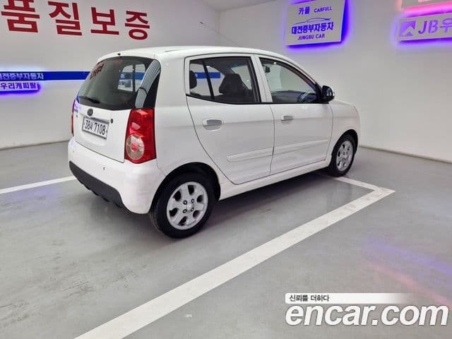 Kia 뉴모닝 люксовая версия Black Premium, 2009 6