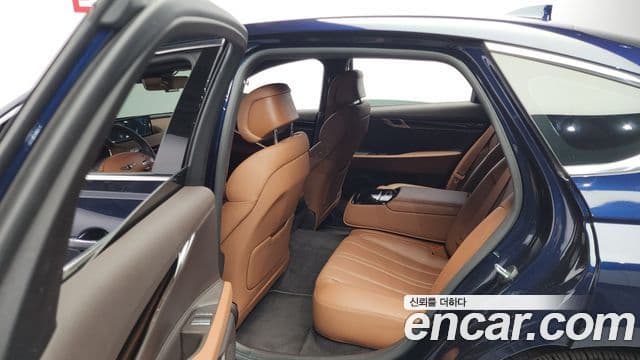Genesis G80 (RG3) бензин 3.5 турбо 2WD, 2024 12