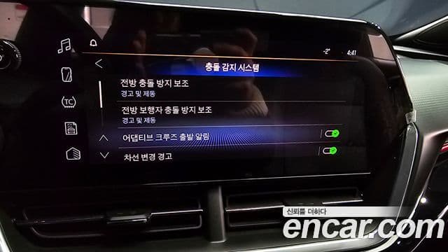 Chevrolet(GM대우) Trax кроссовер 1.2 RS, 2024 16