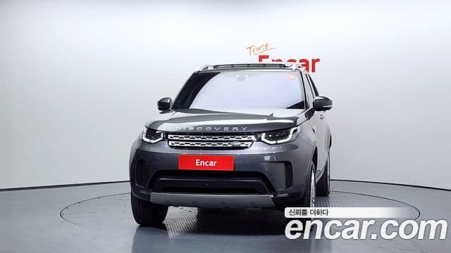 Land Rover Discovery 5 Luxury, 2019 3