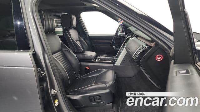 Land Rover Discovery 5 Luxury, 2019 11