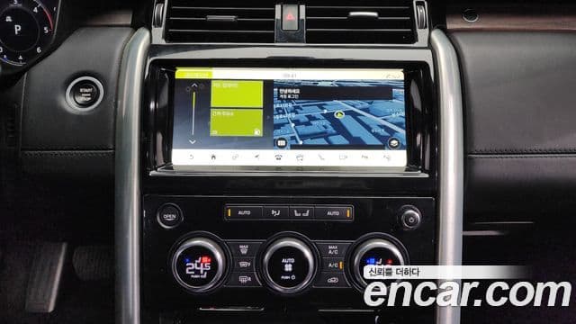 Land Rover Discovery 5 Luxury, 2019 14