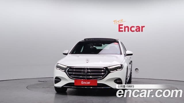 Mercedes-Benz E-класс W214 Exclusive, 2025 3