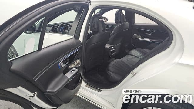 Mercedes-Benz E-класс W214 Exclusive, 2025 12