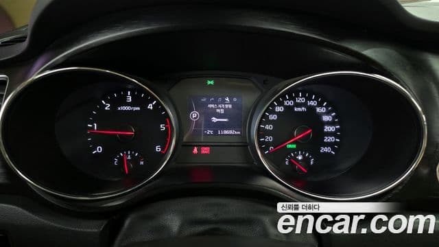 Kia All New Carnival Luxury, 2016 2