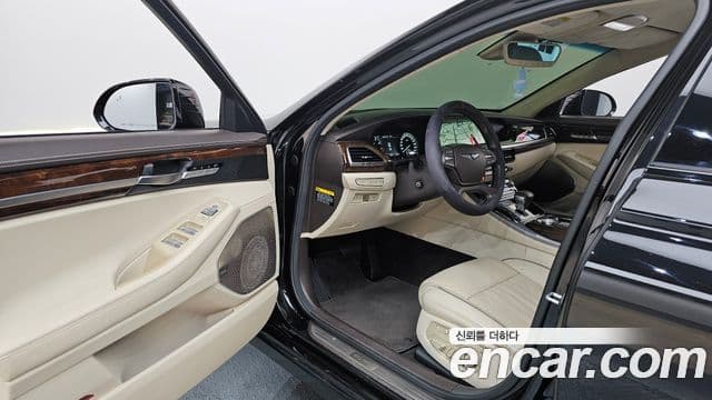 Genesis EQ900 Prestige, 2018 10