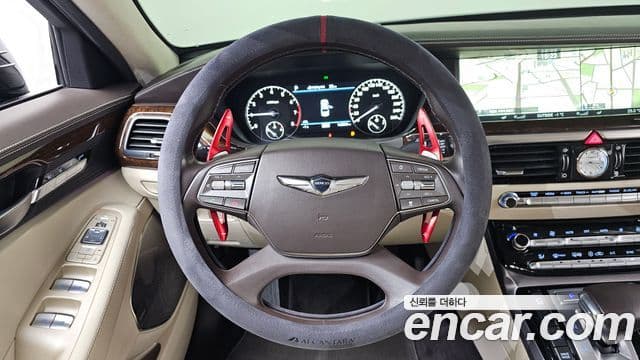 Genesis EQ900 Prestige, 2018 13