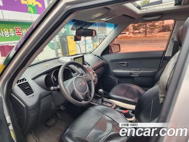 Kia Soul люксовая версия, 2009 13