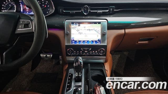 Maserati Quattroporte GTS 3.8 V8, 2014 12