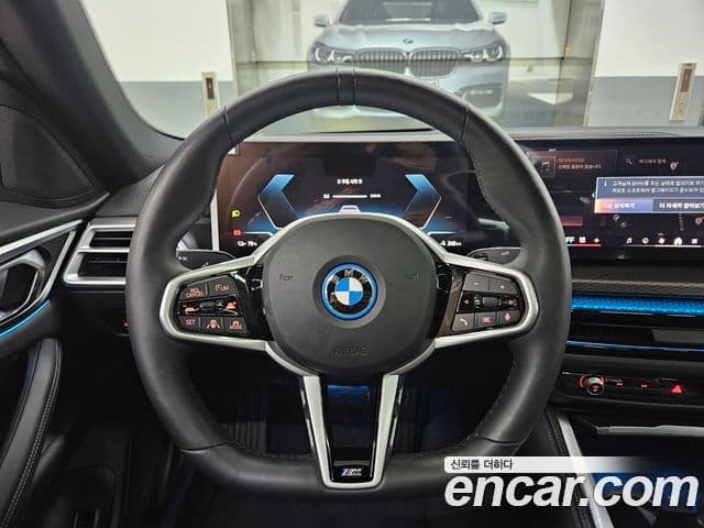 BMW i4 eDrive40 M Sport, 2025 11